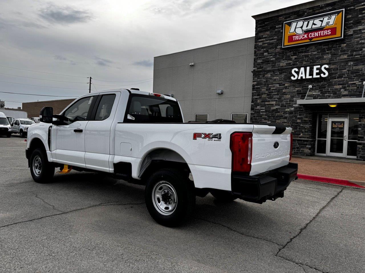 New 2024 Ford F-250 XL Super Cab 4x4, Pickup for sale #1683122 - photo 2