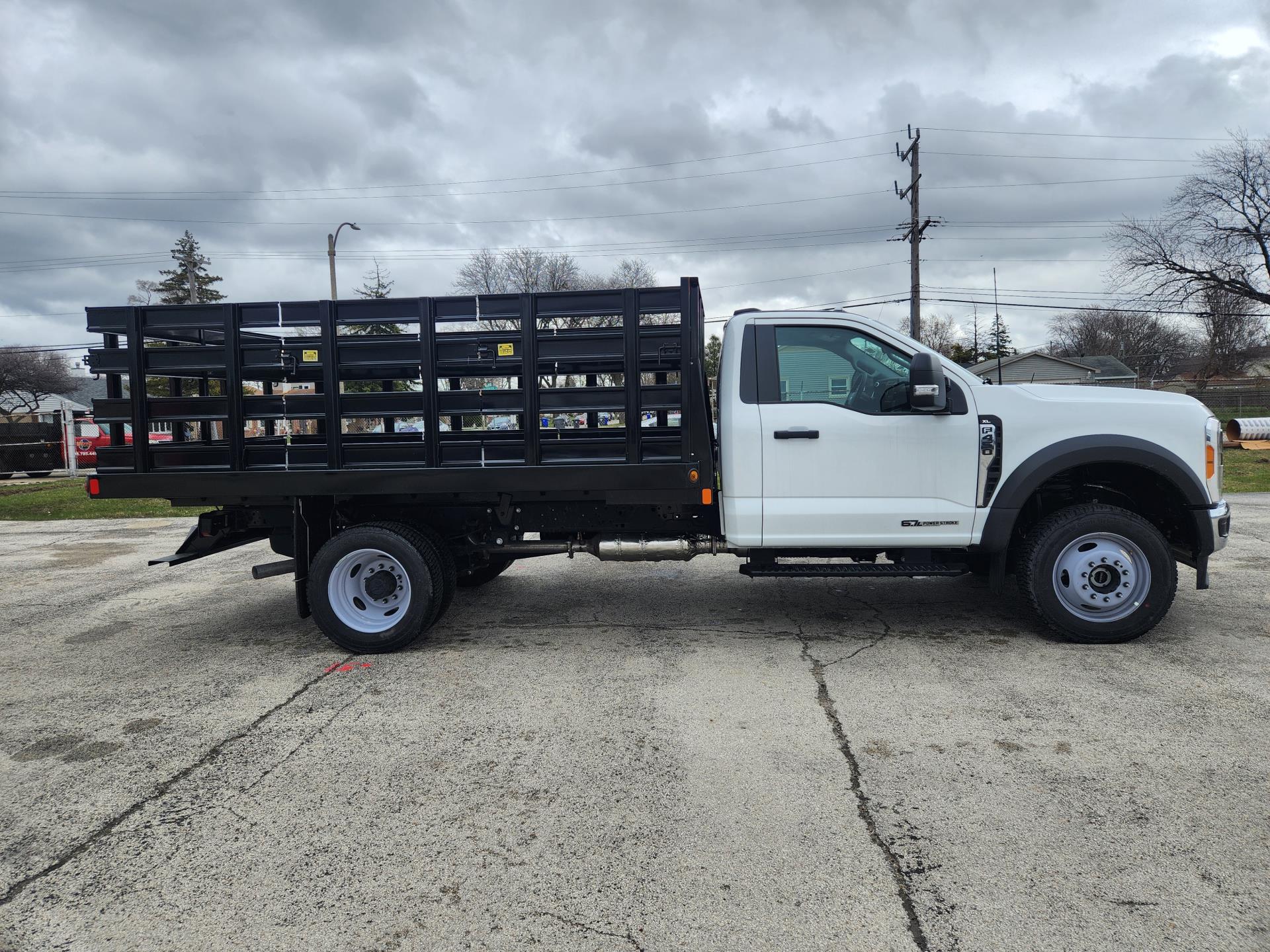 New 2023 Ford F-450 XL Regular Cab 4x4, 12' Monroe Truck Equipment Versa-Line Stake Body Stake Bed for sale #1705459 - photo 7