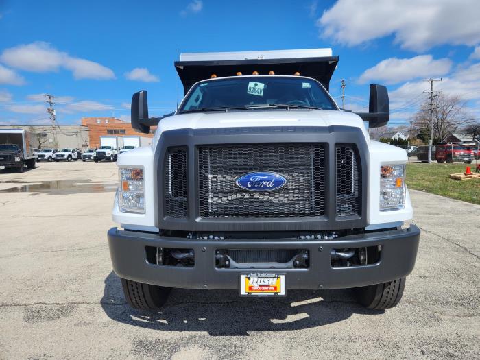 2024 Ford F-650-3