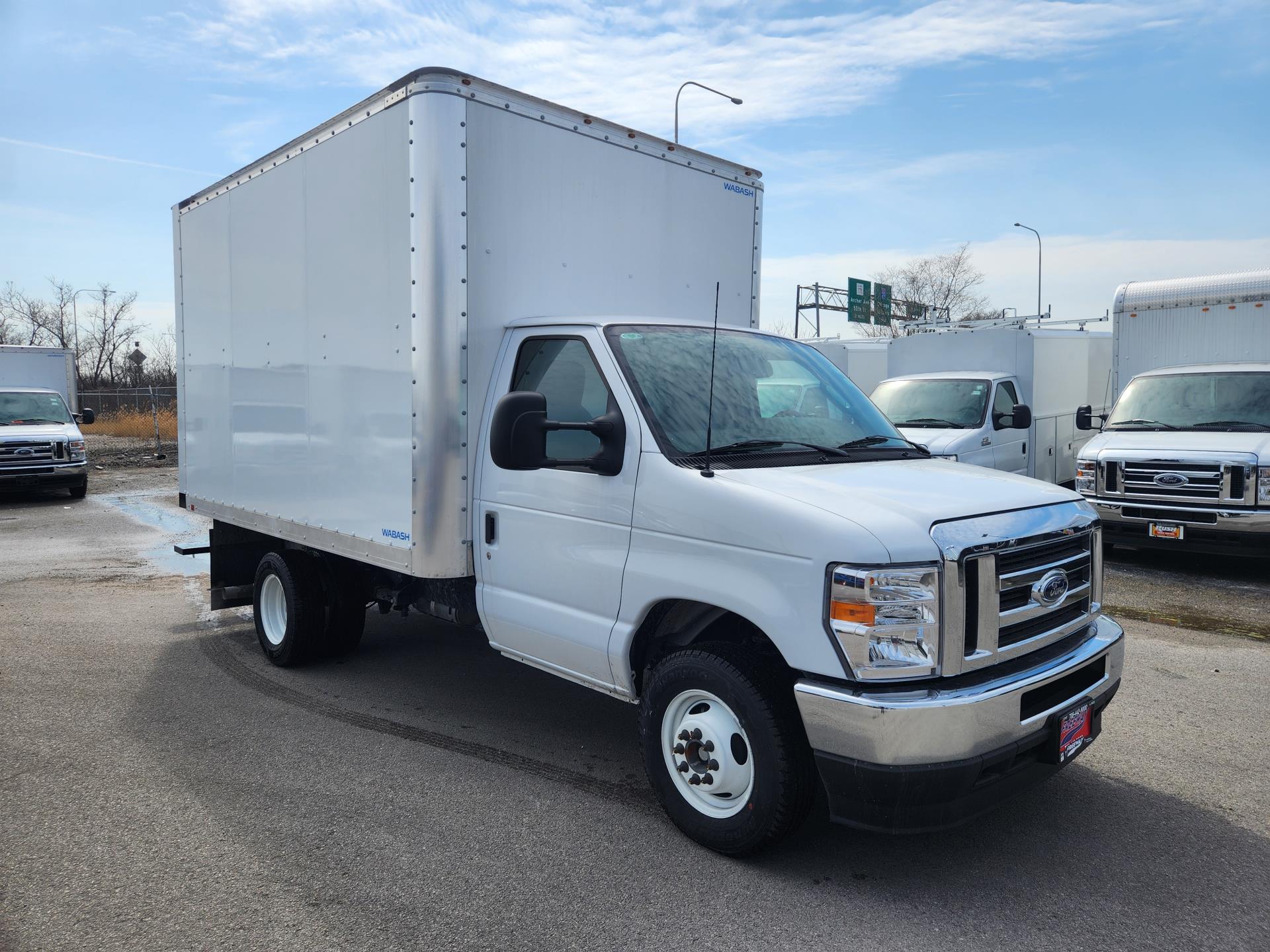 2024 Ford E-350 RWD, Wabash Cargo XL Box Van for sale #1704938 - photo 5