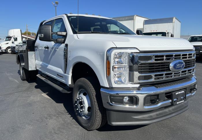 2023 Ford F-350-4