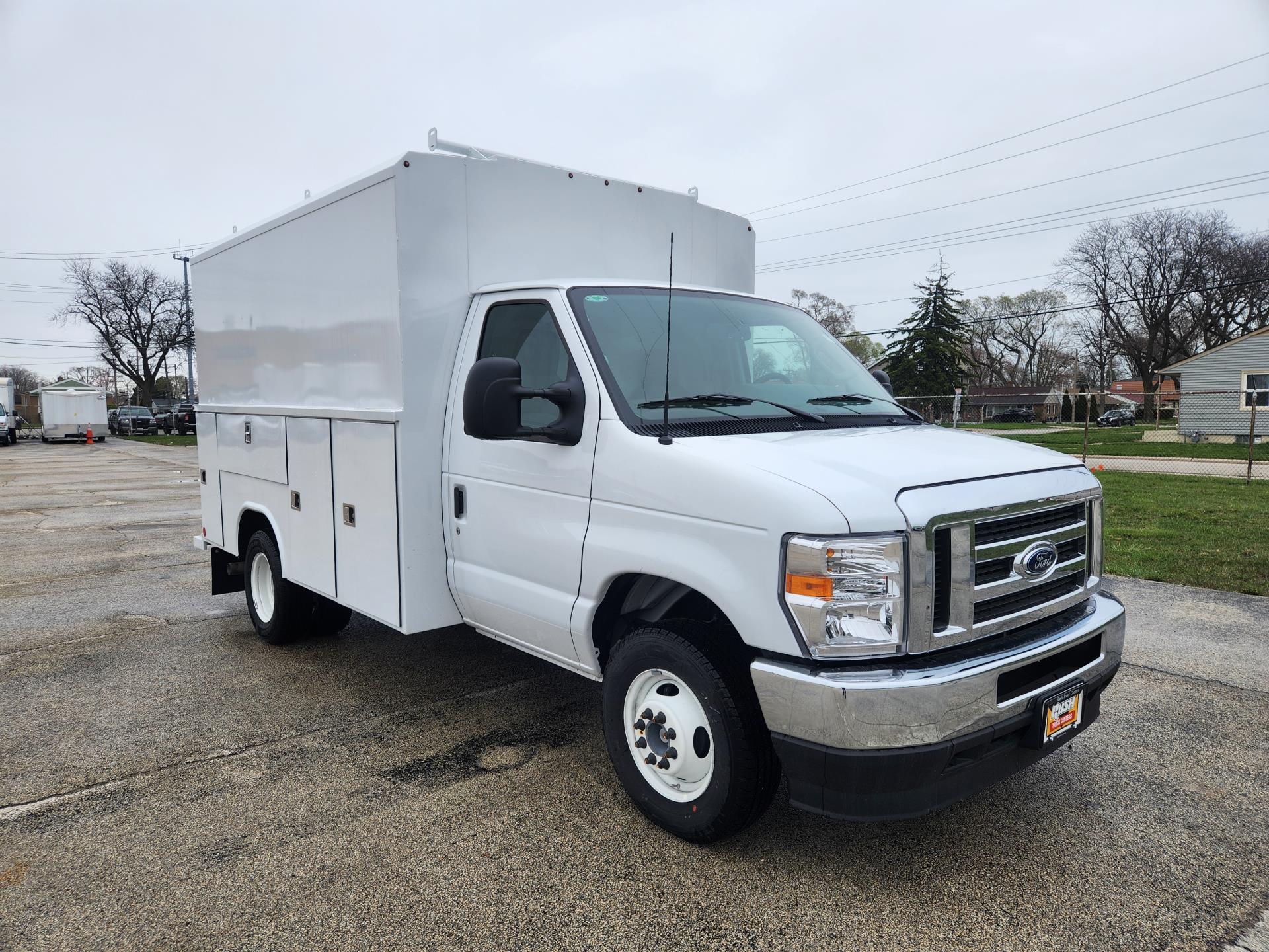 New 2024 Ford E-350 Standard RWD, 11' Reading Aluminum CSV Service Utility Van for sale #1703873 - photo 5