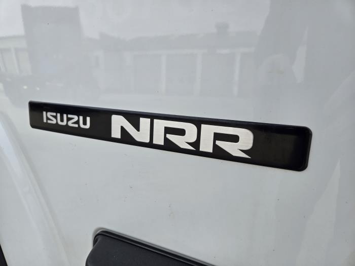 2017 Isuzu NRR-13