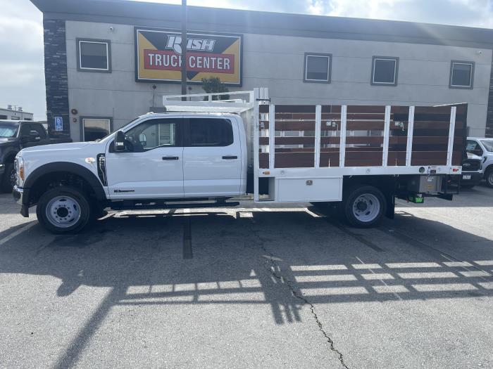 2023 Ford F-550-2