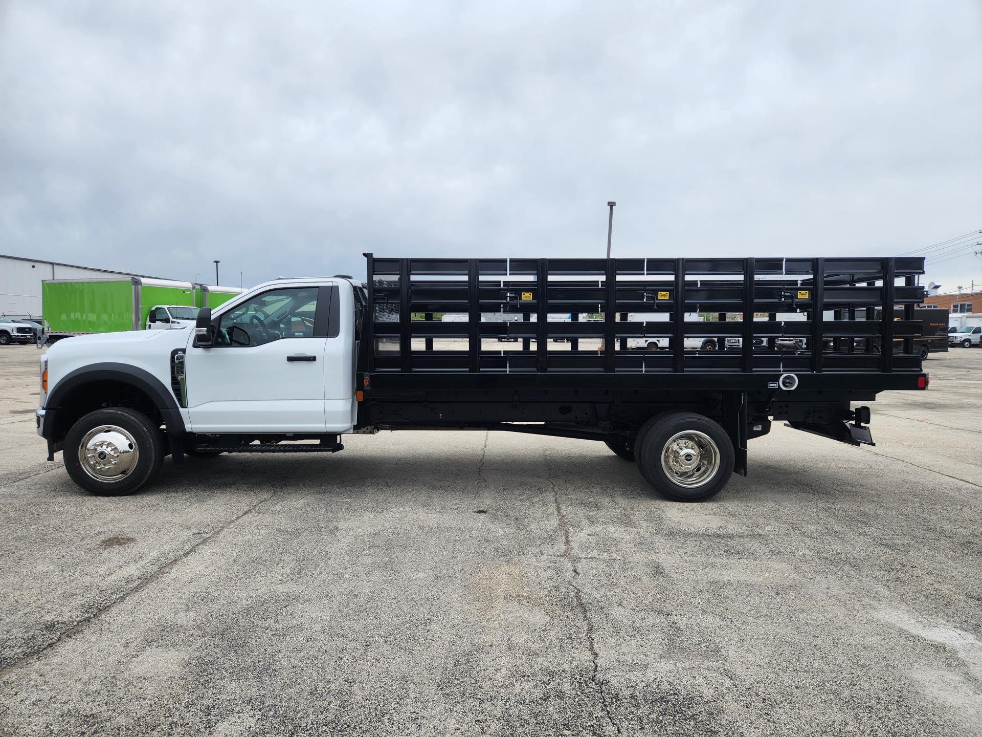 2023 Ford F-450 Regular Cab DRW 4x2, Monroe Truck Equipment Versa-Line Stake Body Stake Bed for sale #1705429 - photo 3