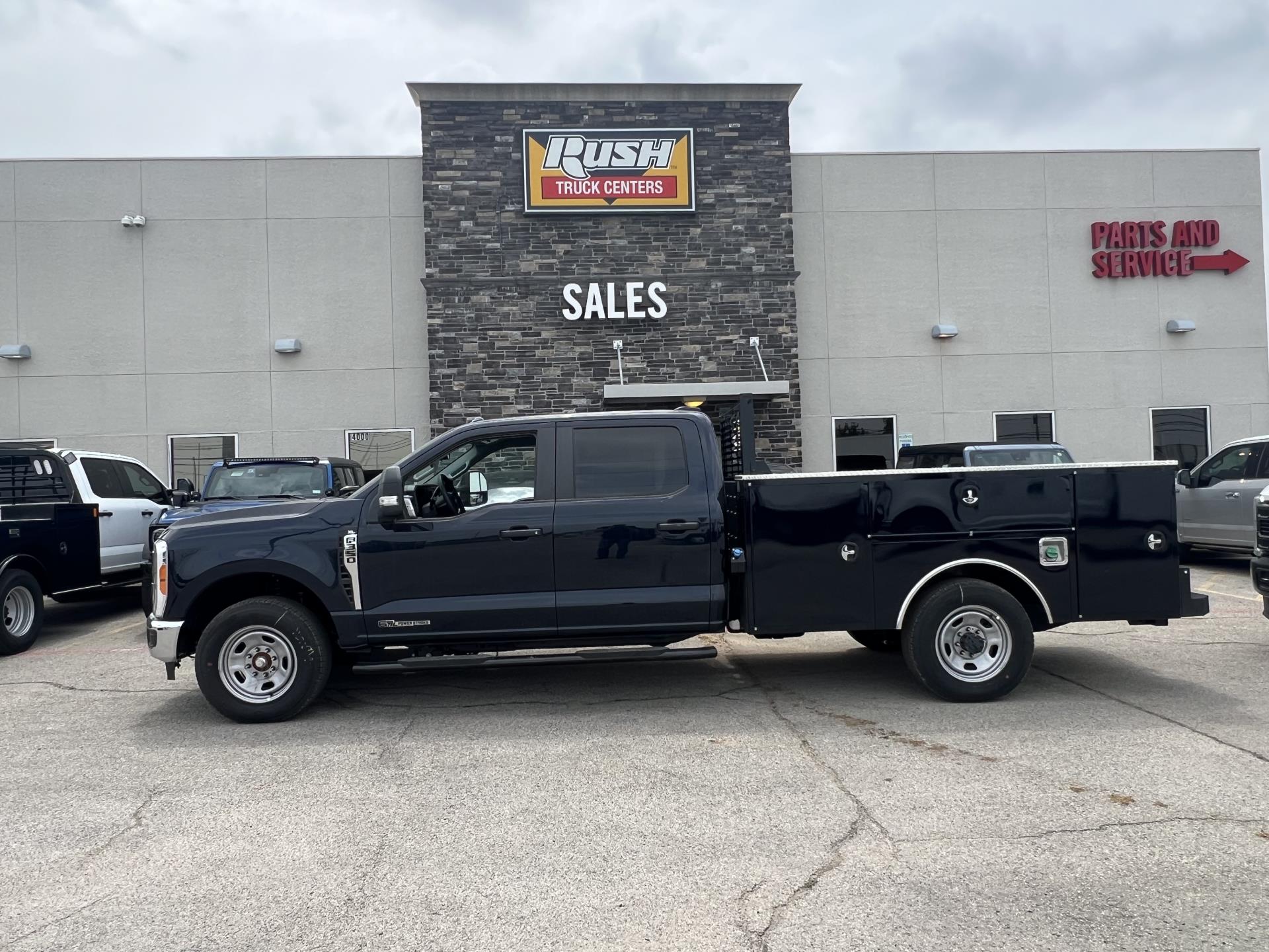 New 2023 Ford F-350 XL Crew Cab 4x2, 9' 2" CM Truck Beds SB Model Service Truck for sale #1652057 - photo 3