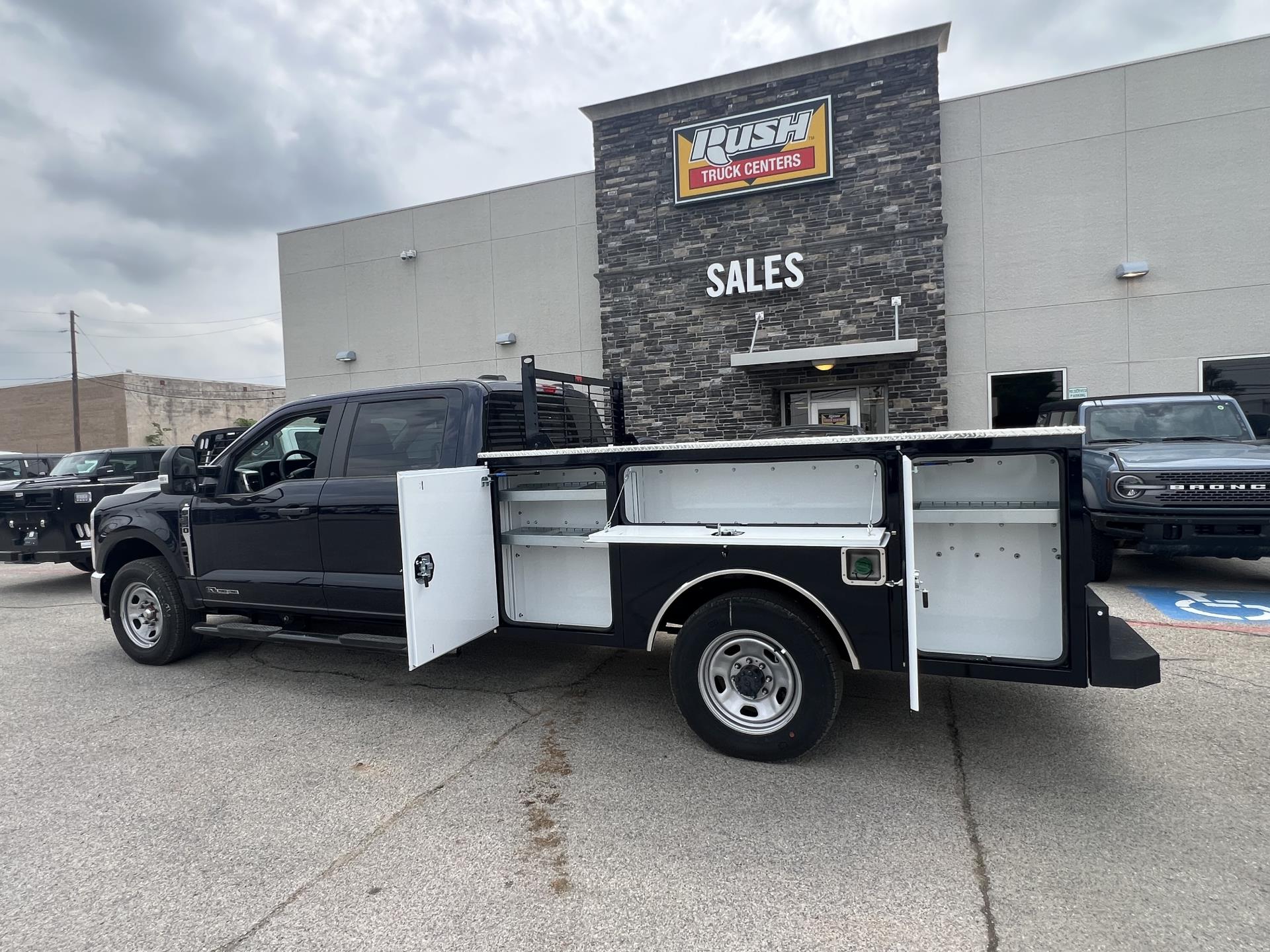 New 2023 Ford F-350 XL Crew Cab 4x2, 9' 2" CM Truck Beds SB Model Service Truck for sale #1652988 - photo 7