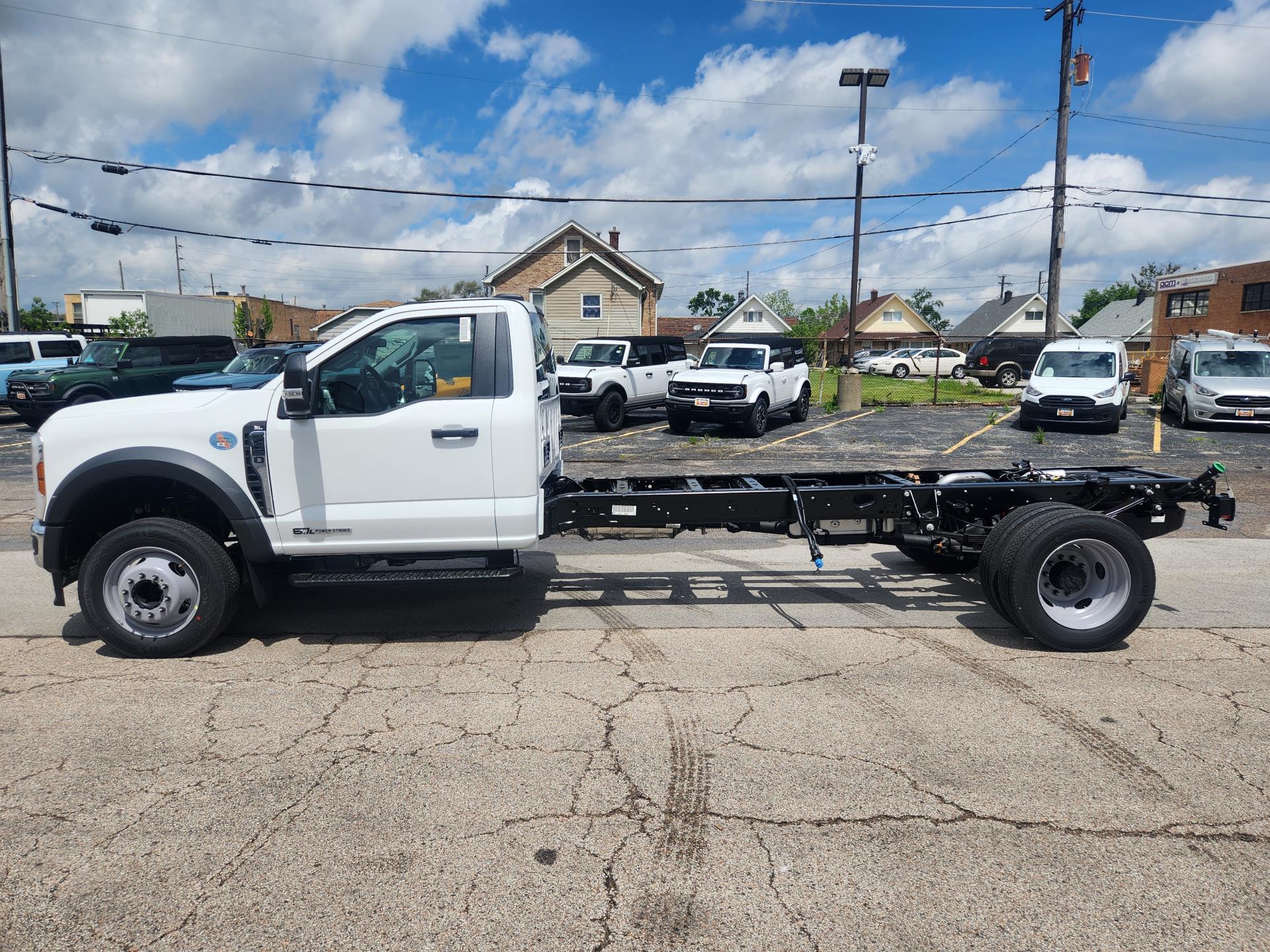 2024 Ford F-450 Regular Cab DRW 4x2, Cab Chassis for sale #1762605 - photo 2