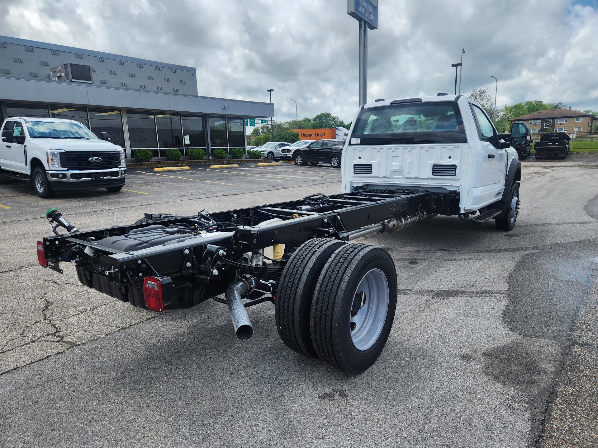 2024 Ford F-450 Regular Cab DRW 4x2, Cab Chassis for sale #1762605 - photo 6