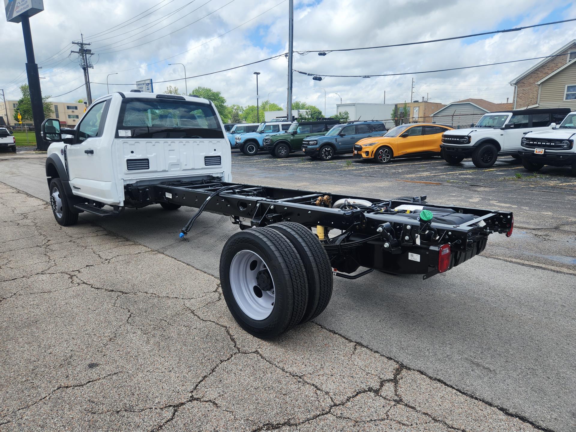 2024 Ford F-450 Regular Cab DRW 4x2, Cab Chassis for sale #1762605 - photo 8