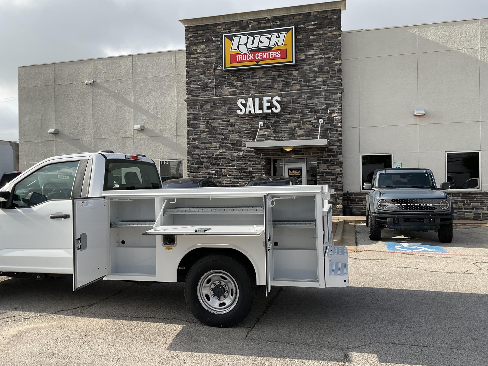 New 2023 Ford F-250 XL Regular Cab 4x2, 8' 2" Reading SL Service Body Service Truck for sale #1687863 - photo 13