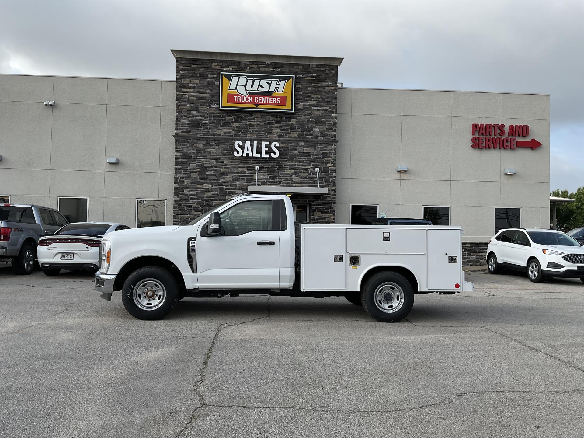 New 2023 Ford F-250 XL Regular Cab 4x2, 8' 2" Reading SL Service Body Service Truck for sale #1687870 - photo 4