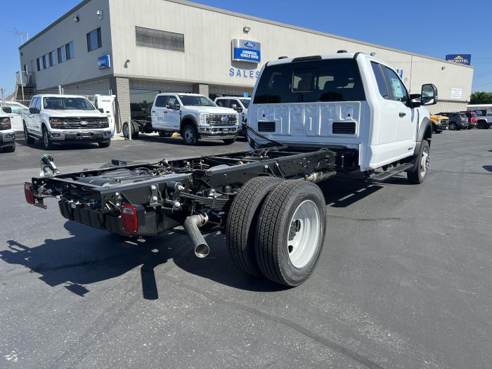 2024 Ford F-550-7