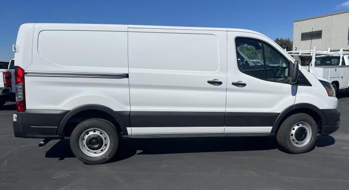 2023 Ford Transit-150-6