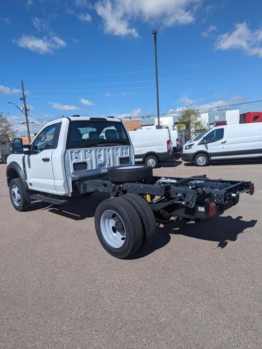 2023 Ford F-550-7