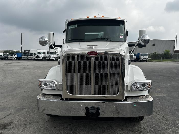 Rush Truck Centers | Truck Inventory | 2025 Peterbilt 567