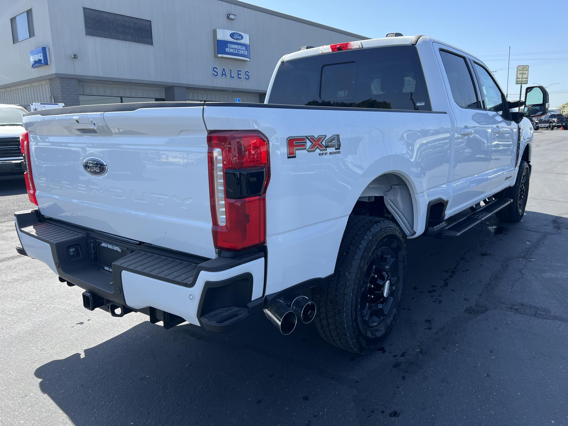 2024 Ford F-250 Crew Cab 4x4 Pickup for sale #1737986 - photo 2