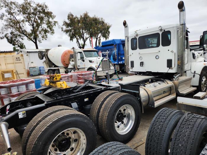 2024 Peterbilt 567-3