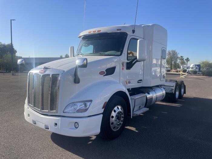 2022 Peterbilt 579-1