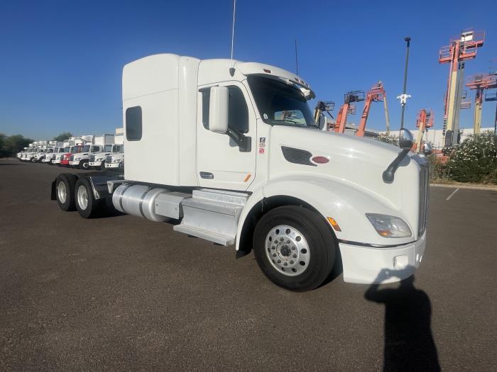 2022 Peterbilt 579-6