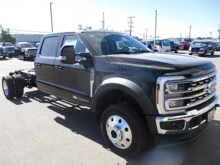 2024 Ford F-550-8