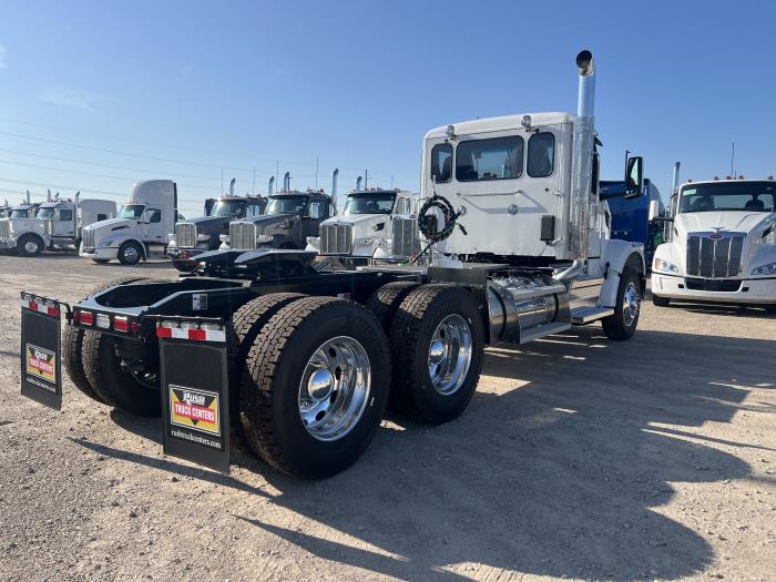 2025 Peterbilt 567-6