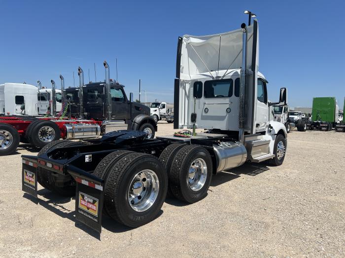 2025 Peterbilt 579-6