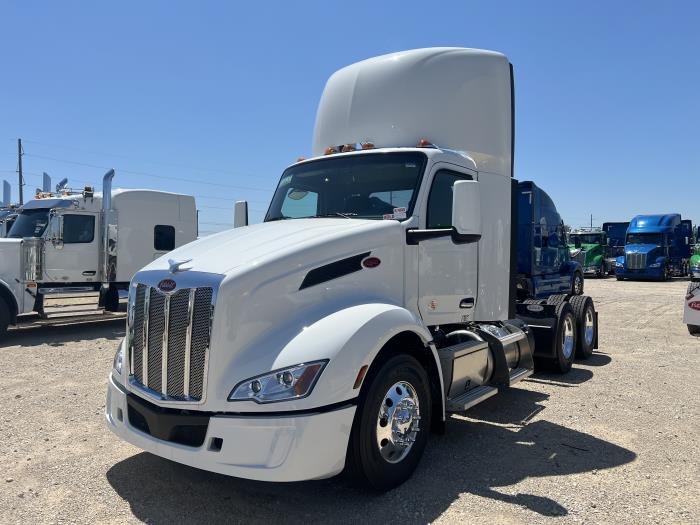 2025 Peterbilt 579-1