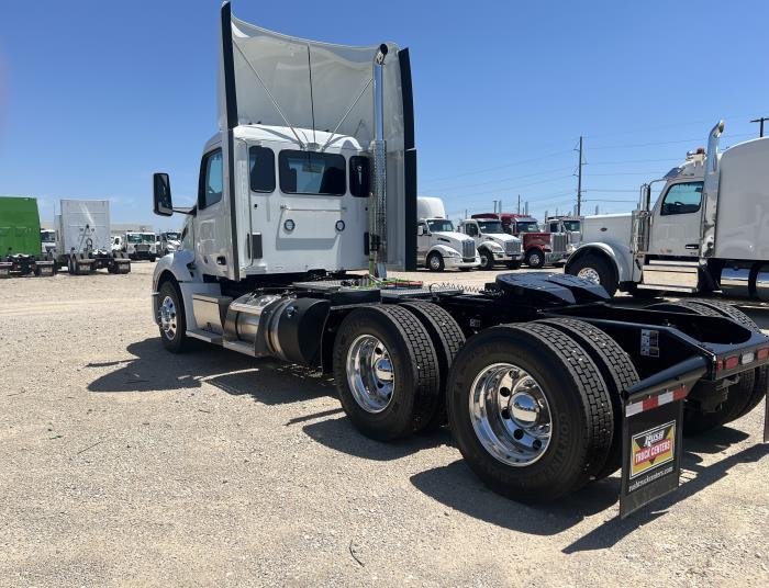 2025 Peterbilt 579-7