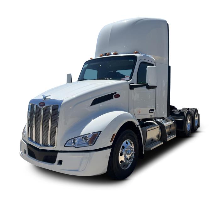 2025 Peterbilt 579-0