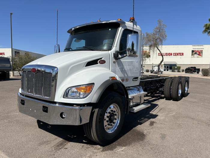 2025 Peterbilt 548-2