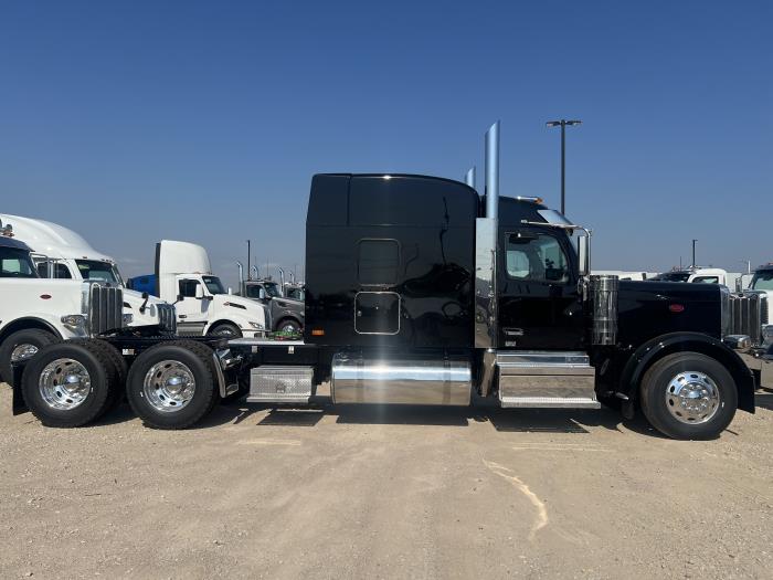 2025 Peterbilt 589-4