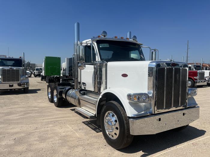 2025 Peterbilt 589-3