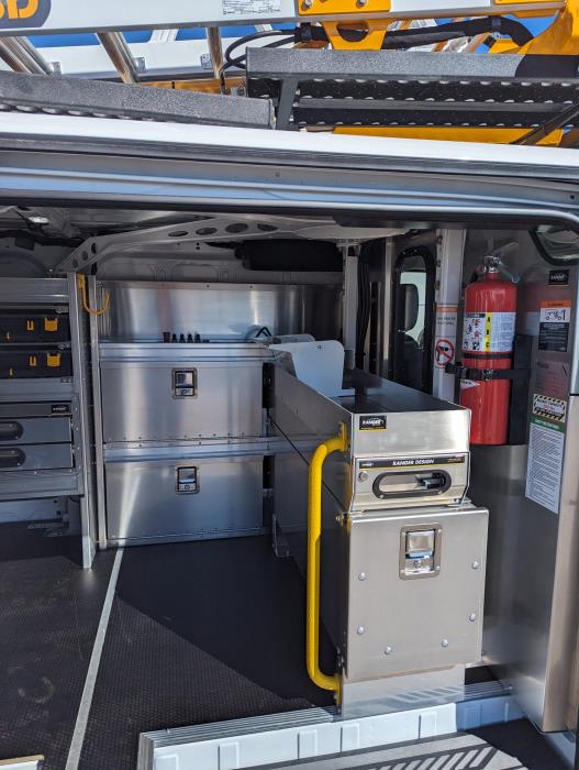 2023 Ford Transit-350-9