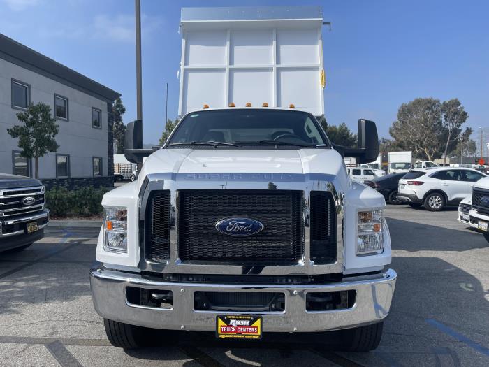 2025 Ford F-650-35
