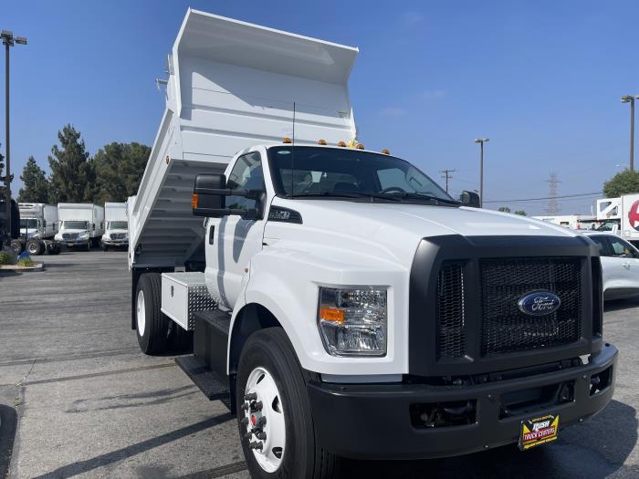 2025 Ford F-750-30