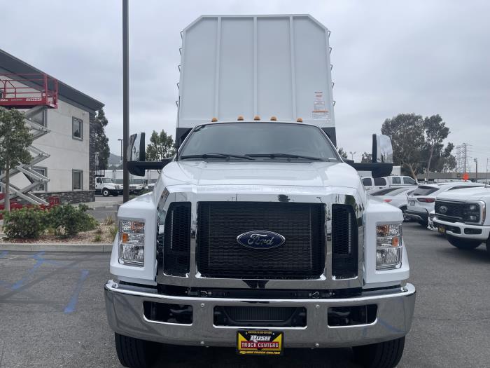 2025 Ford F-750-30