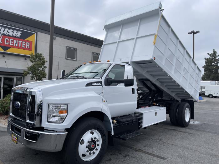2024 Ford F-650-27