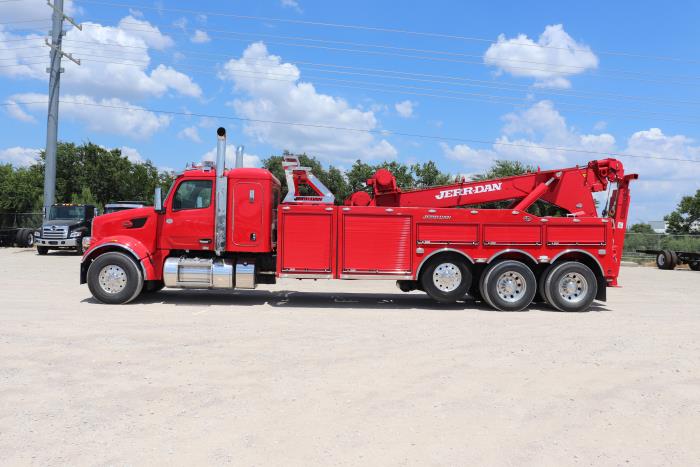 2024 Peterbilt 567-3