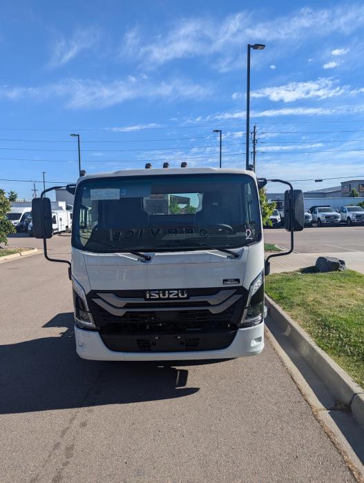 2025 Isuzu NPR-HD-2