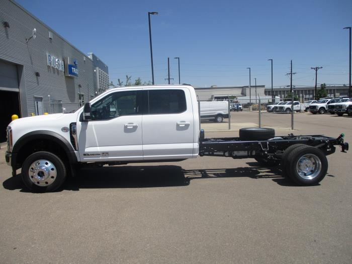 2024 Ford F-550-2