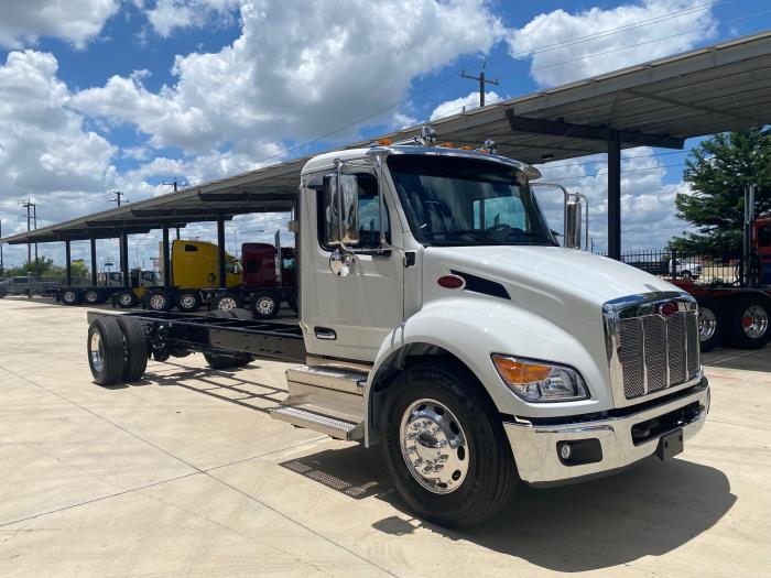 2025 Peterbilt 536-8