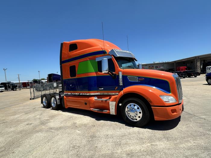 2020 Peterbilt 579-9