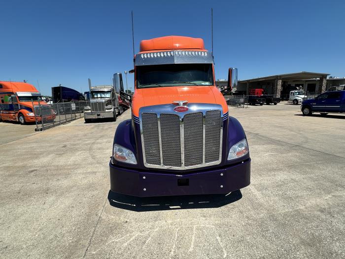 2019 Peterbilt 579-9