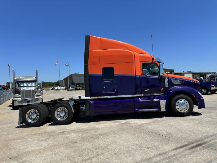 2019 Peterbilt 579-12