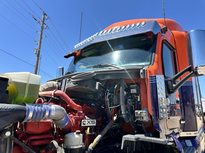 2019 Peterbilt 579-15