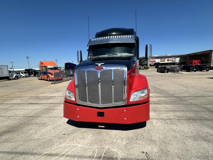 2019 Peterbilt 579-10