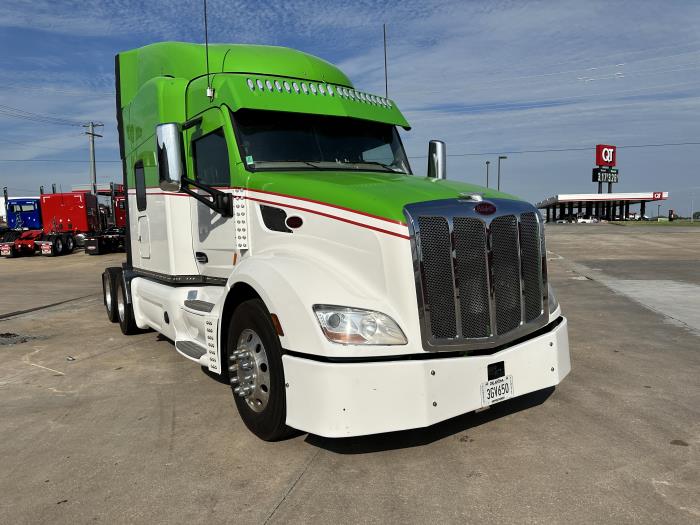 2019 Peterbilt 579-8