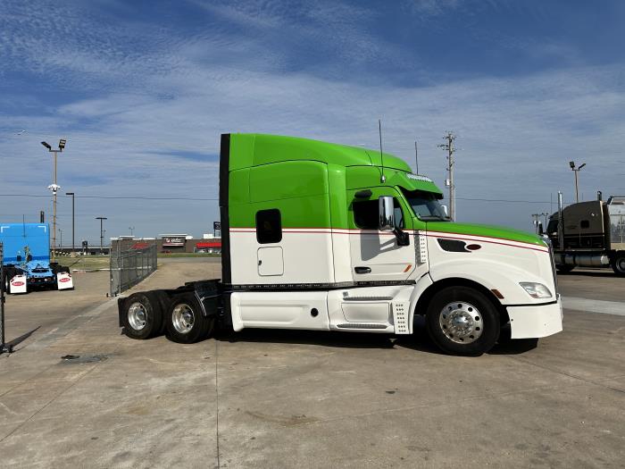 2019 Peterbilt 579-10