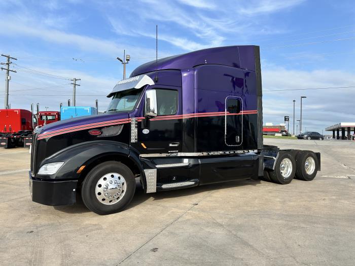 2019 Peterbilt 579-4